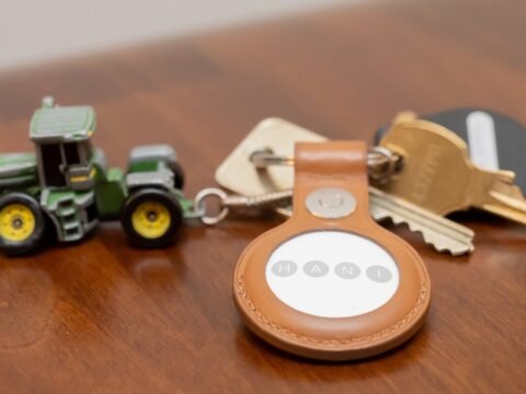Apple AirTag 2 tracker