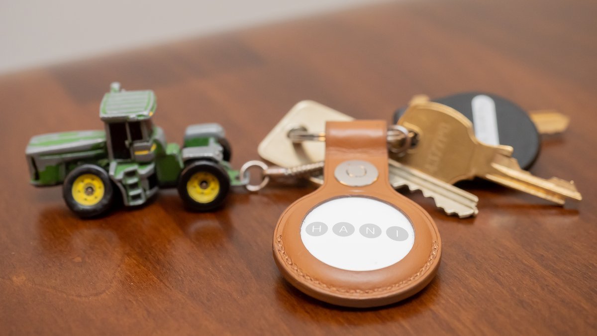Apple AirTag 2 tracker